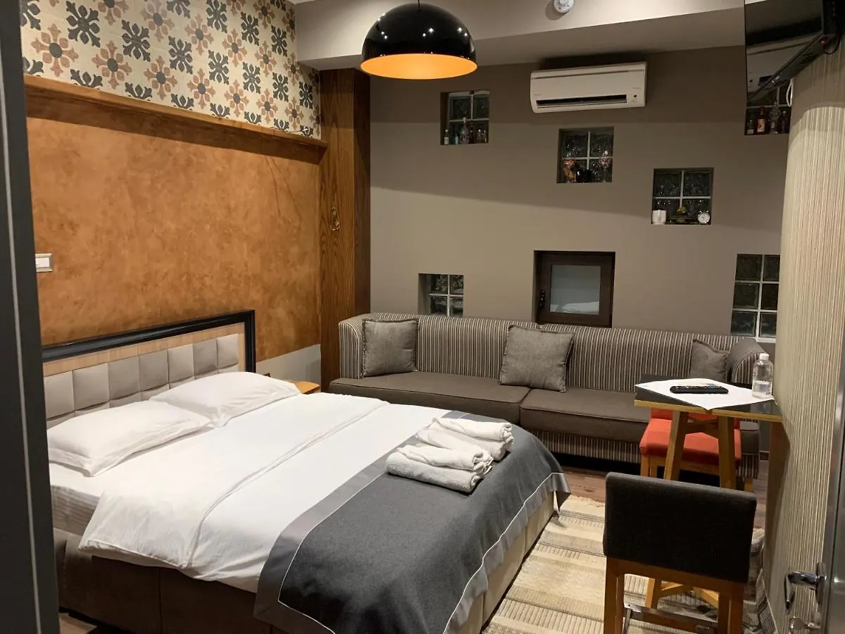 Guest House People Korce Albania