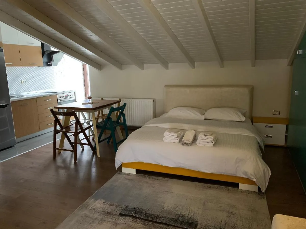 Guest House People Korce 3*,  Albania