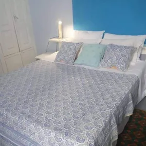 Apartment Housee, Korce