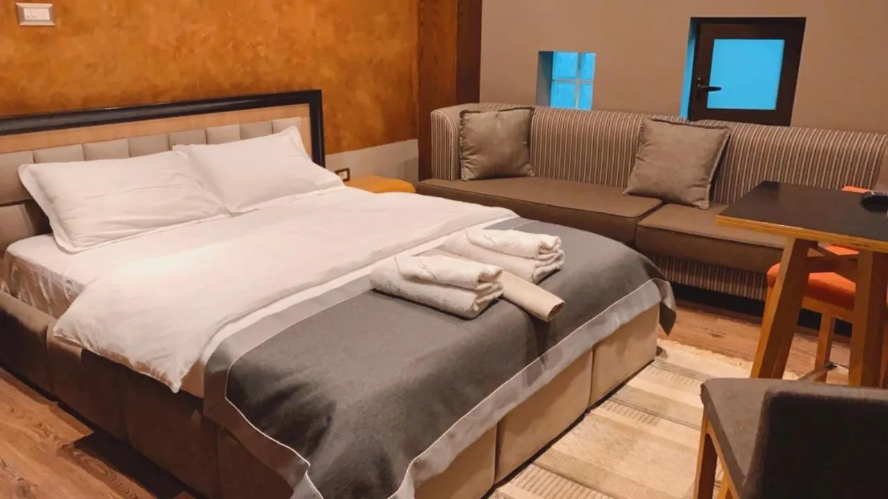 ***  Guest House People Korce Albania