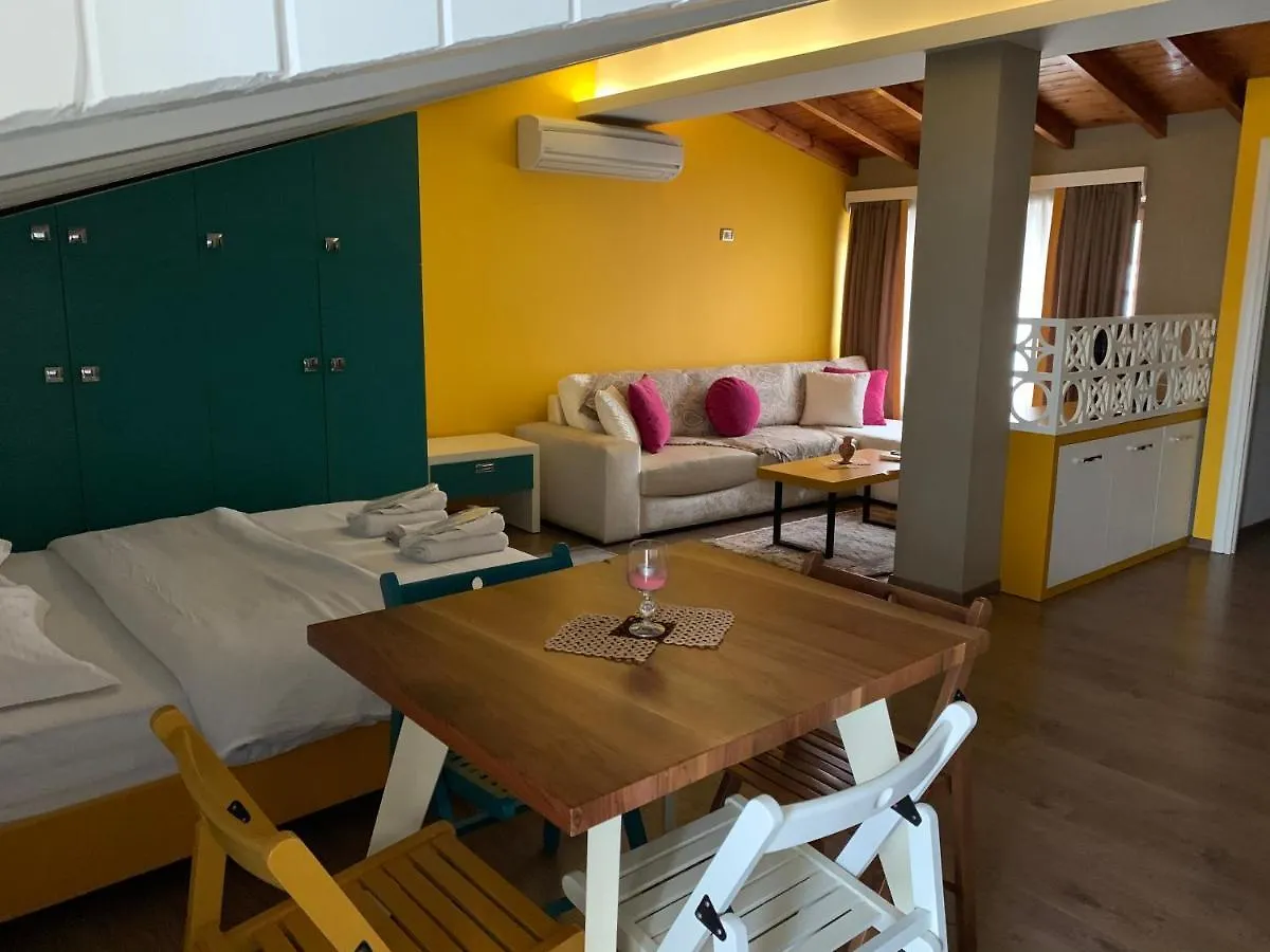 Guest House People Korce