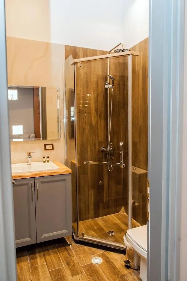 Guest House People Korce