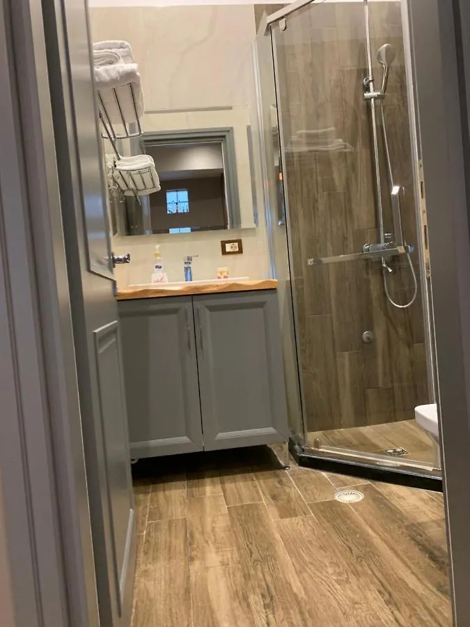 Guest House People Korce