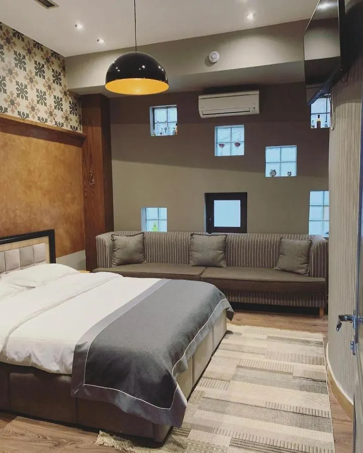 Guest House People Korce