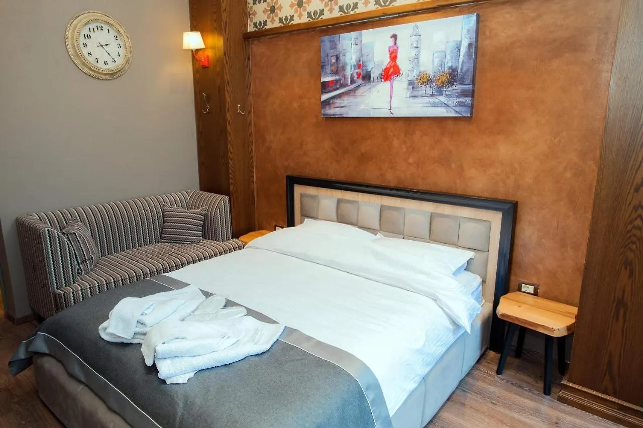 Guest House People Korce